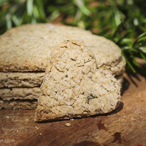 Rosemary oatcakes - a wheat free cracker by Trinity