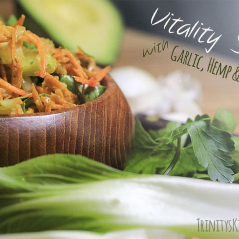 Vitality Salad with Garlic & Parsley