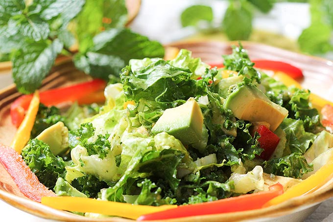 Mint infused kale and avocado salad