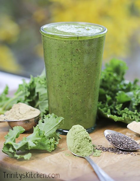Green superfood smoothie