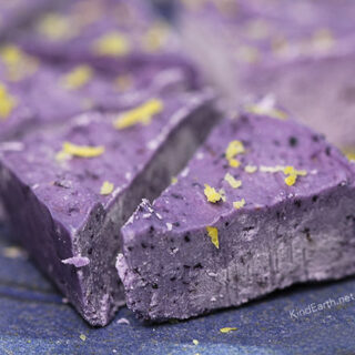 Blueberry & lemon fudge made with coconut, maple syrup, frozen blueberries, lemon - vegan, gluten-free by Anastasia, Kind Earth