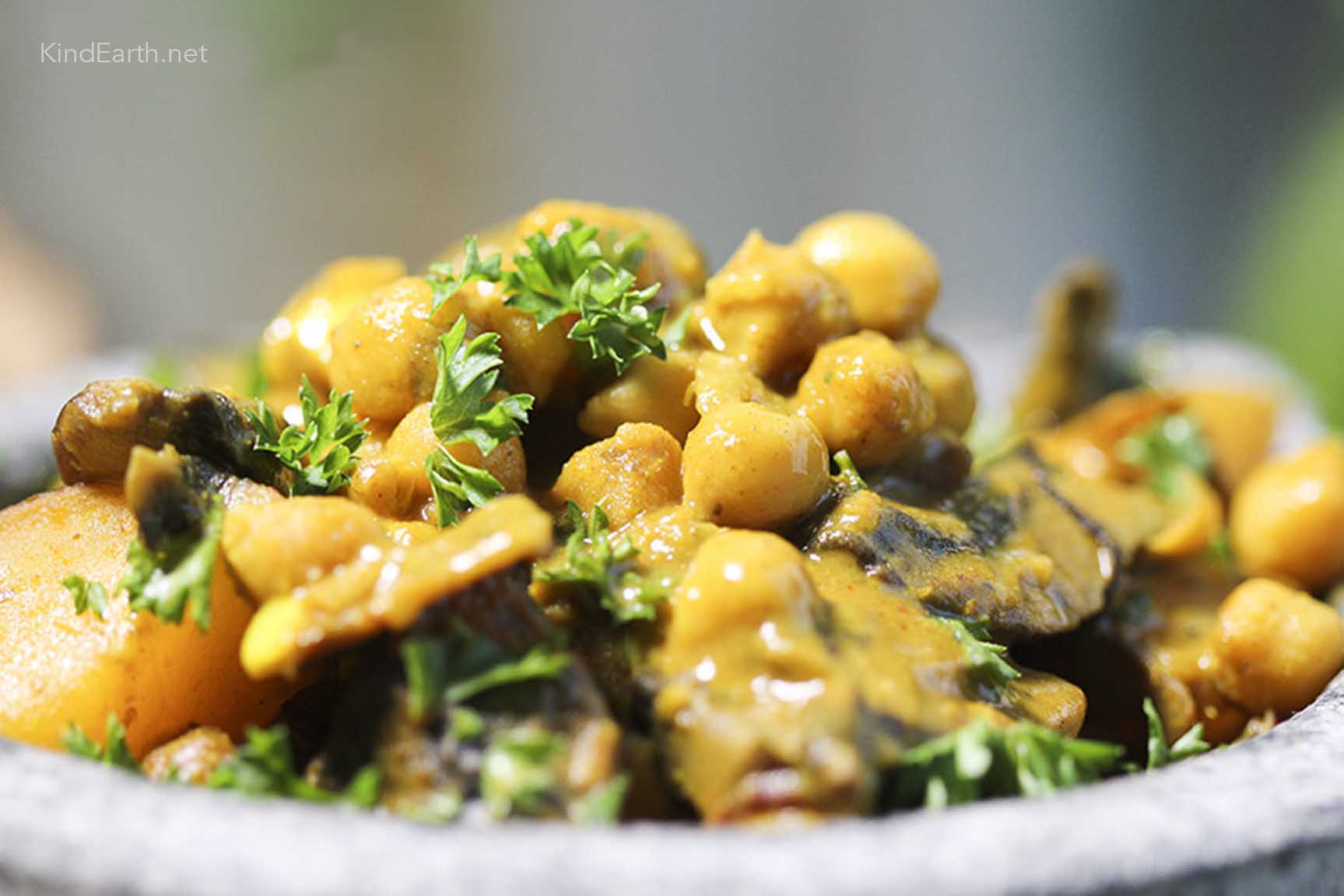 vegan coconut chickpea curry with coconut cream