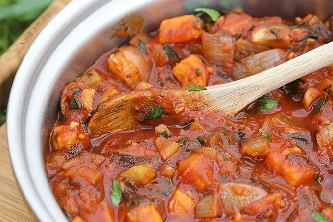 Mushroom & Sweet Potato Vegan Bolognese by Anastasia, Kind Earth - gluten-free, plant-based