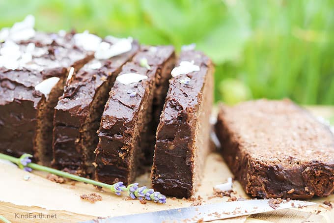 Sweet potato chocolate cake, gluten-free vegan and no refined sugar - delicious by Anastasia, Kind Earth