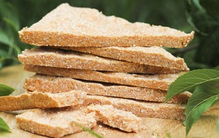 Gluten-free vegan flatbread recipe with flaxseed, rice flower, sunflower seeds and love