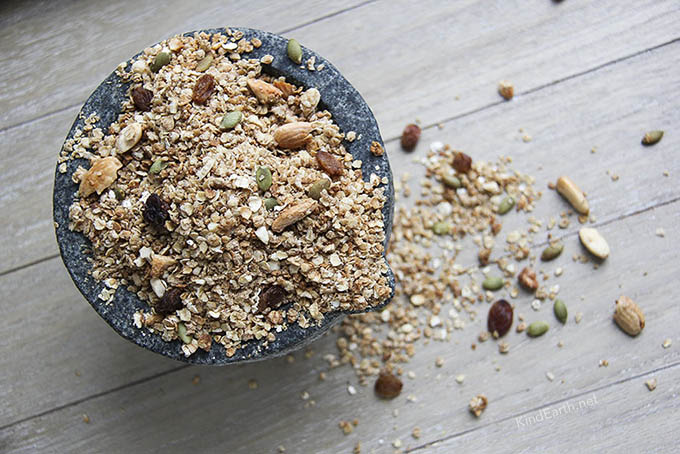 Almond and maple syrup granola with oats and coconut oil