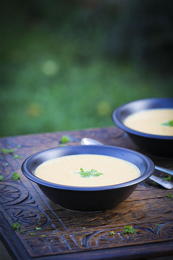 Easy vegan winter squash soup with coconut, ginger and coriander seed 