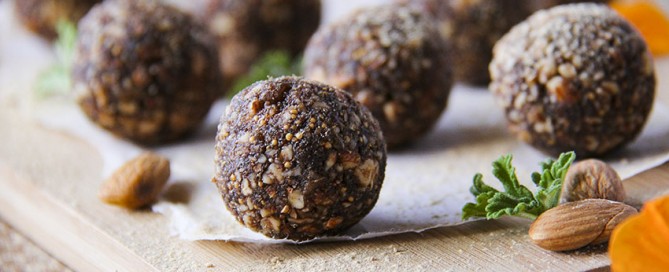 Raw Power Energy Balls - Maca & Fig (with carob & almonds) - gluten-free, vegan, healthy by Anastasia, Kind Earth