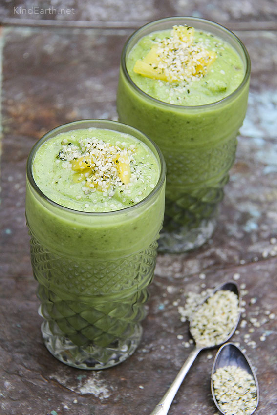 Pineapple green smoothie recipe with kale, avocado, hemp seeds and dates. By Anastasia, Kind Earth - vegan, gluten-free deliciousness