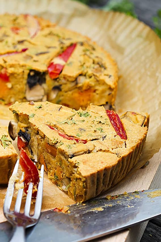 Crustless vegan quiche with chickpea flour (garbanzo bean flour). Gluten-Free, plant-based by Anastasia, Kind Earth
