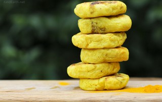 Easy Turmeric Potato Patties - baked or grilled - gluten-free vegan by Anastasia, Kind Earth