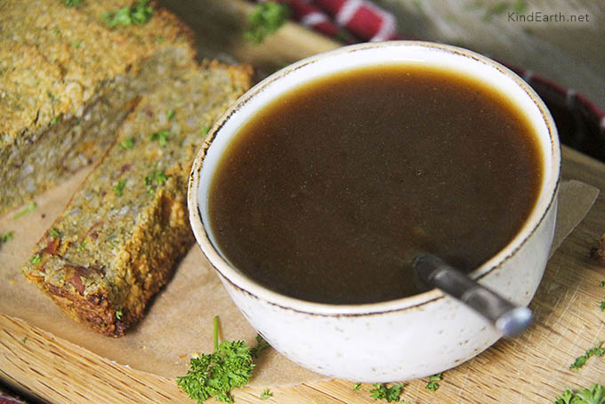 Easiest onion and tamari gravy - gluten-free vegan by Anastasia, Kind Earth