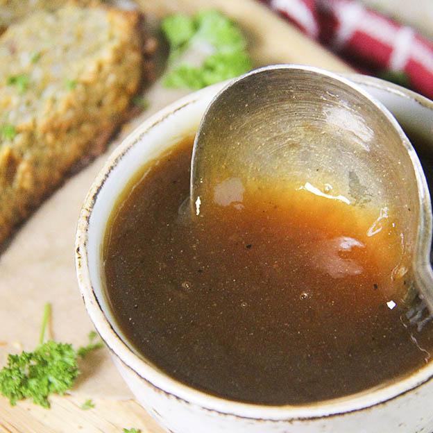 Easiest onion and tamari gravy - gluten-free vegan by Anastasia, Kind Earth