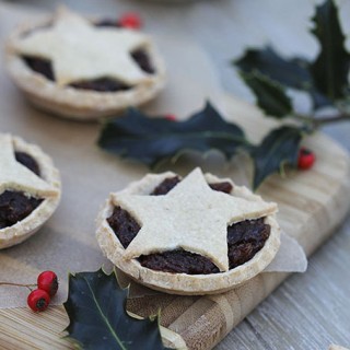 Sweet Christmas Mince Pies - British - Gluten-free, Vegan, Naturally Sweetened by Anastasia KindEarth