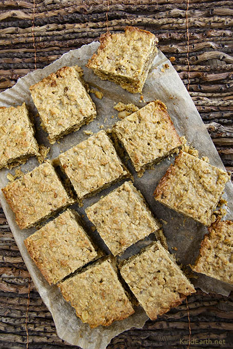 Baked Banana & Walnut Oat Squares, gluten-free vegan by Anastasia, Kind Earth