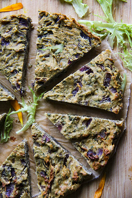 Based onion bhaji slices with fresh ginger, chickpea flour - healthy, gluten-free vegan by Anastasia, Kind Earth