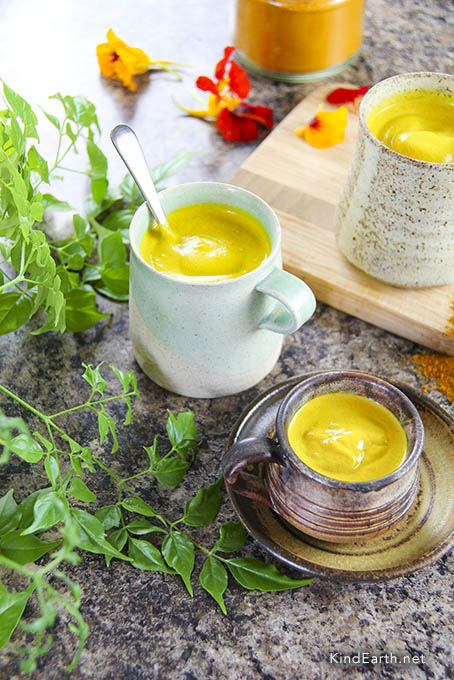 Creamy Golden Vegan Latte - turmeric & ginger hug in a mug by Anastasia