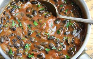 Smoky black beans in tomato sauce with smoked paprika