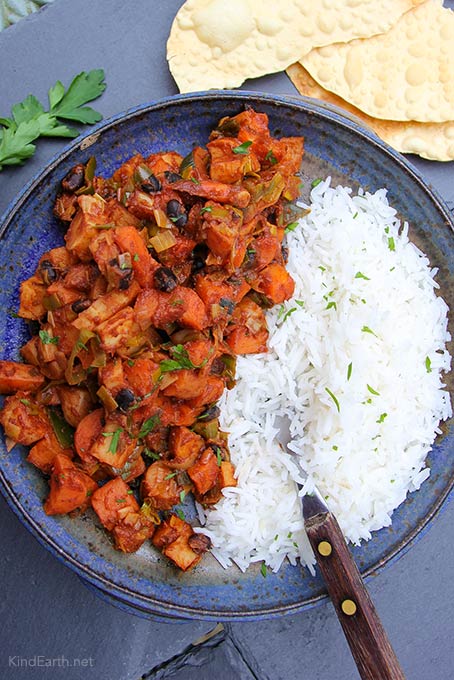 Roast carrot curry with rice and poppadoms