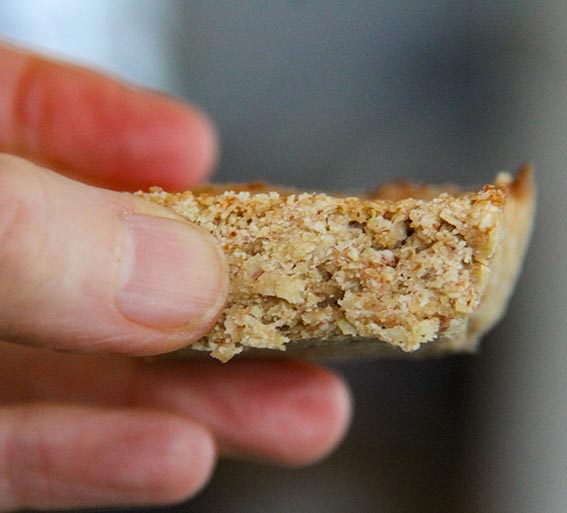 A vegan quinoa bar sweetened with maple syrup