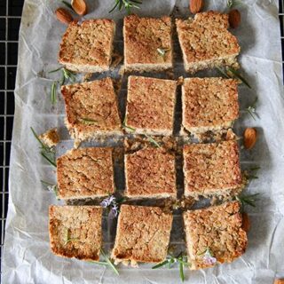 Vegan quinoa bars with almonds