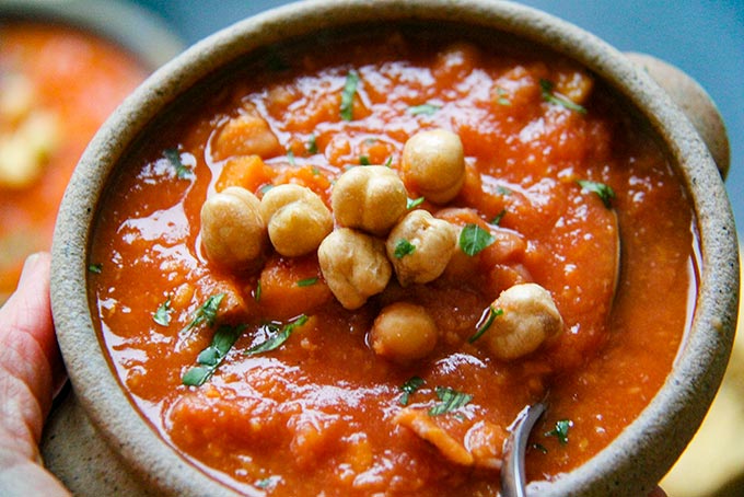 spicy vegan sweet potato soup