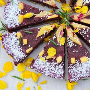 raw vegan cherry chia pie recipe