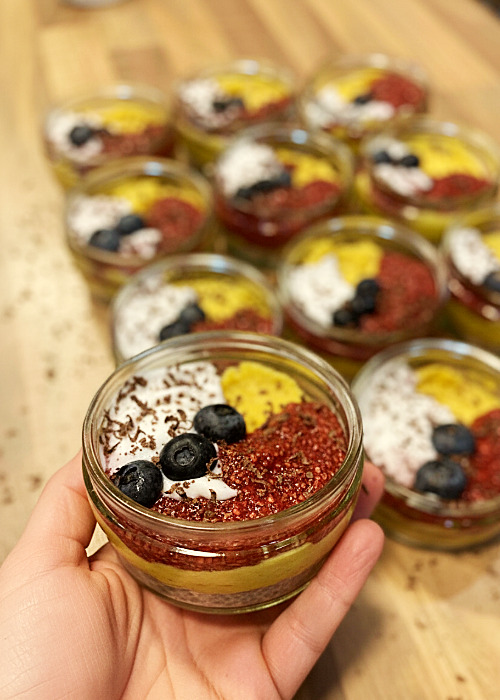 Gluten-free vegan mango pudding pot