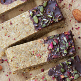 vegan almond oat bars